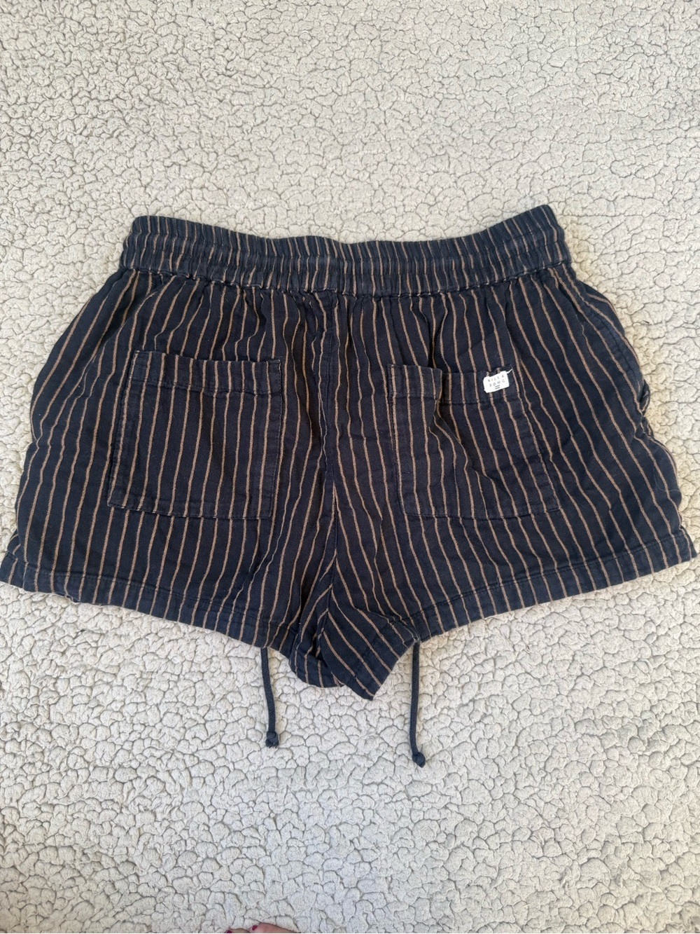 Billabong drawstring waist cotton Striped Black Shorts - Picture 5 of 6